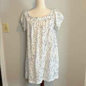 Neiman Marcus White and Black Mini Dress 100% Linen